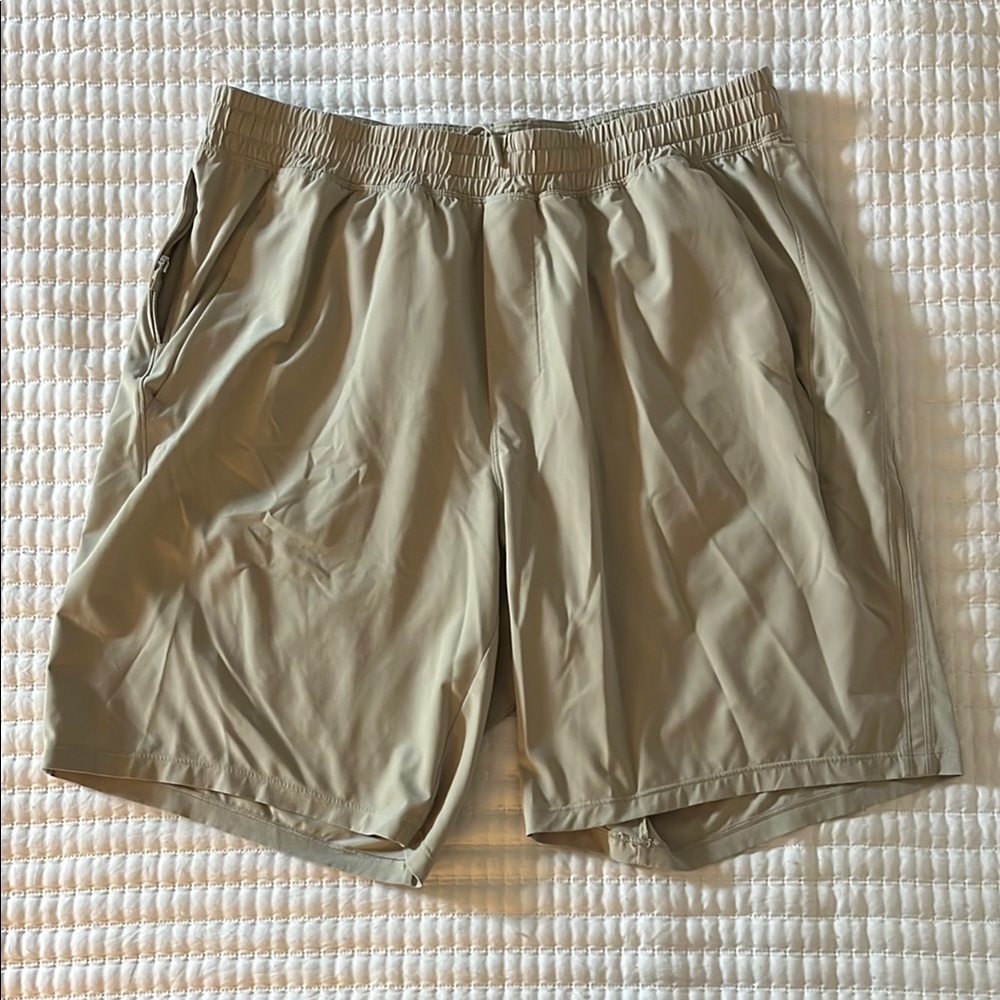 Lululemon Pacebreaker 9” Shorts